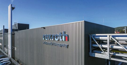 Cobot-Verstärkung! Bosch Rexroth sichert sich die Mehrheitsbeteiligung am dänischen Roboterspezialisten Kassow Robots. Damit soll der Bereich Fabrikautomation unterstützt werden. Hier mehr dazu.(Bild:  Rolf Nachbar/ Bosch Rexroth)