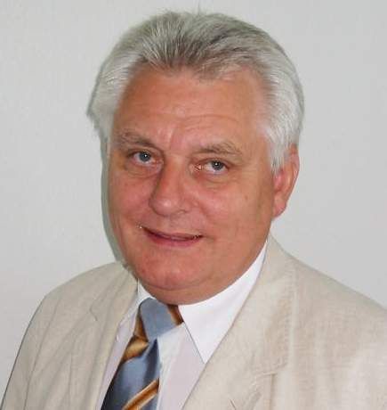 Dr. Hans Hoppe, Leiter Technik/General Technical Manager bei Coperion Waeschle: „Für die Realisierung großer Transportmengen ist die richtige Einschätzung der Schüttgutparameter besonders wichtig.“ (Archiv: Vogel Business Media)