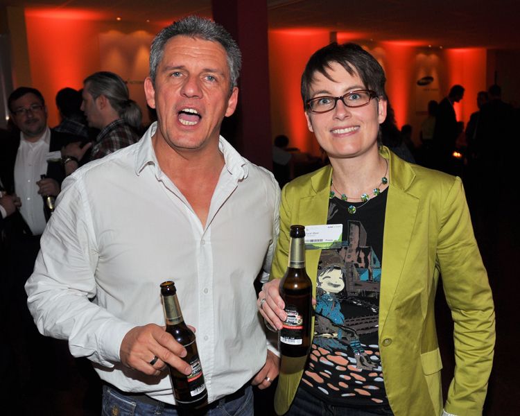 Peter Schonlau, MBörso-Computer, und Sarah Maier, IT-BUSINESS (Archiv: Vogel Business Media)