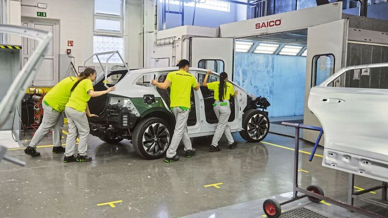 ... rollt der Roadiaq aus der Ausbildungswerkstatt. (Bild: Ivo Hercik/Skoda)