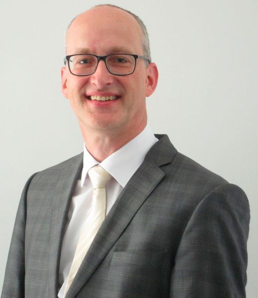 Dr. Martin Leonhard, Vorsitzender des Spectaris-Fachverbandes Medizintechnik: „Wir haben immer wieder darauf hingewiesen, dass das Umsatzwachstum auf dem europäischen und heimischen Markt durch die MDR an Dynamik verlieren wird.“  (Spectaris)