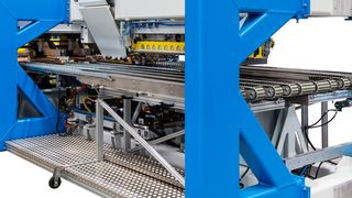 Das Schweissmodul SSpeed ist das Herzstück der Anlage. In der Mitte ist die Laserzelle
erkennbar. (Bild: Andritz Soutec AG)