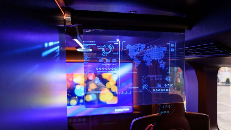 Bis zu vier Büroarbeitsplätze sollen im Meta verfügbar sein. (Bild:  E-Volution Mobility)