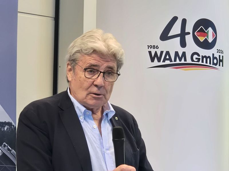 „Anfang der 1980er Jahre wurde es zunehmend schwieriger, den deutschen Markt von Italien angemessen zu betreuen, daher lag es nahe eine Auslandsfiliale zu gründen, allerdings wussten wir nicht, wie man das angehen sollte