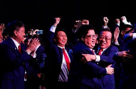 Das freut den chinesischen Handelsmann (Symbolbild). Denn Trump-Fanartikel sind seit dem Wahlsieg sehr gefragt. Die Gewinnmargen sind nicht ohne, wie man erfährt. Hier mehr dazu ...(Bild:  Y. Miong)