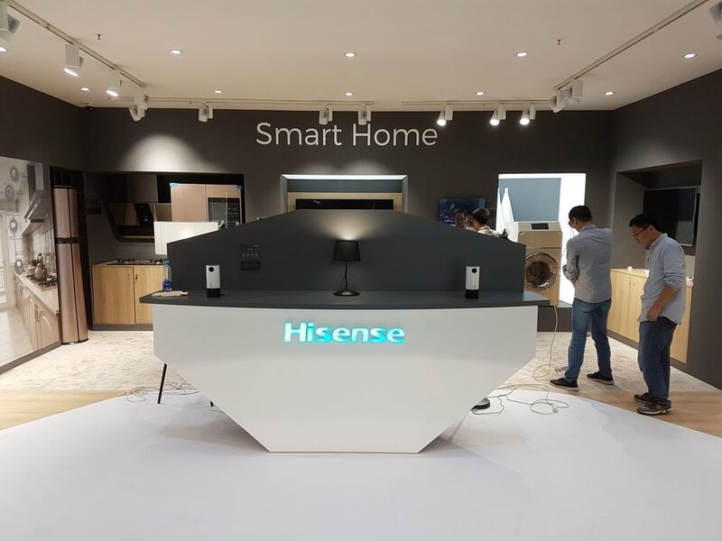 In Halle 6.2/202 zeigt Hisense Smart-Home-Lösungen.  (Oliver Schoonschek)