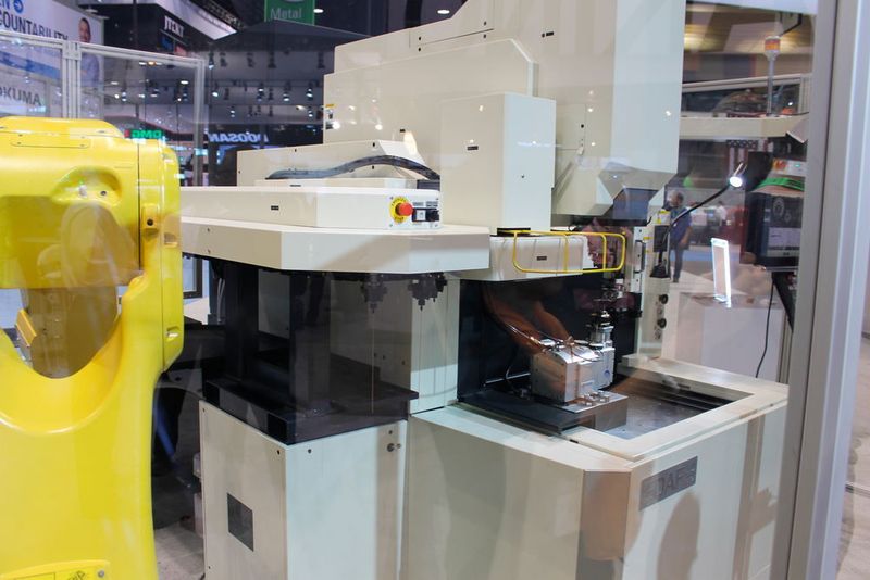 IMTS 2016 (12-17 September, McCormick Place, Chicago) is a showcase of innovative technology, automation as well as established and emerging techologies. (Schulz)