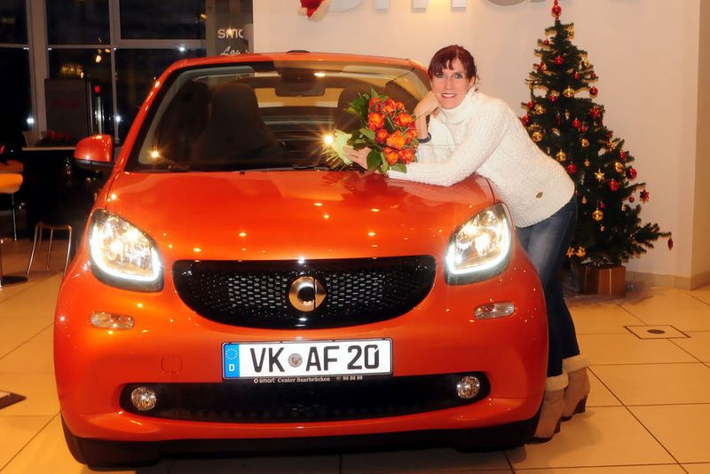 An sie wurde der insgesamt zweimillionste Smart ausgeliefert. (Wolfgang Klauke)