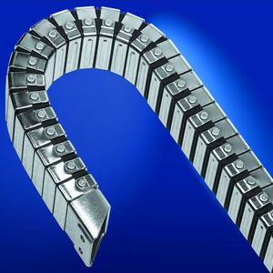 Sehr dichte Konstruktion und ruhiger Ablauf durch kleine Teilung: die Designer-TUBE Conduflex mit Edelstahlbügeln und einem Rahmen aus glasfaserverstärktem Polyamid