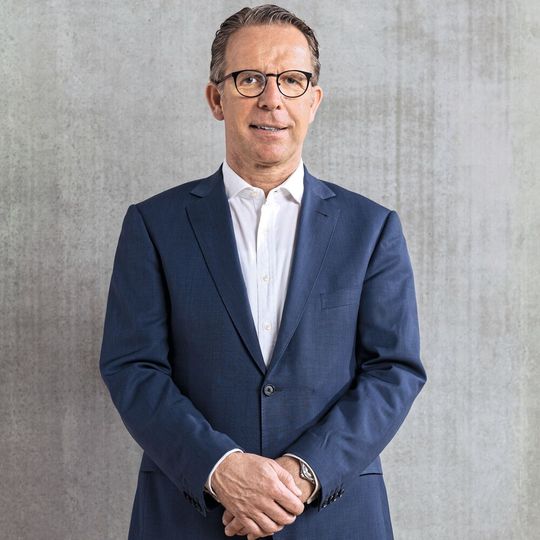 Sven Böhm von Solarwatt: „Wir stärken unser Wissen in der Leistungselektronik für Speichersysteme und Wechselrichter.“(Bild:  Solarwatt)
