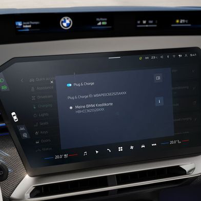 Elektrische BMW oder Mini lassen sich ab sofort einfach per Plug & Charge an öffentlichen DC-Ladesäulen laden – ohne Vertrag. Das Fahrzeug nutzt dabei die beim Hersteller hinterlegte Kreditkarte. (Bild: BMW )