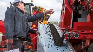 de-2021-08-200-grimme-landmaschinen-im-einsatz (Quelle: Grimme Landmaschinenfabrik)