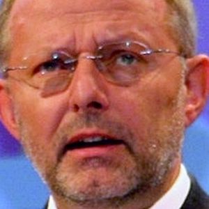 „Arbeitsschutz hat sich von einer grauen Maus hin zu einer modernen Disziplin der betrieblichen Prozesskette gewandelt“, freut sich Eugen Müller, Vorsitzender der Bundesarbeitsgemeinschaft für Sicherheit und Gesundheit bei der Arbeit Basi e.V.