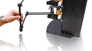 Der mechanisch ausbalancierte, reibungsarme Roboter simuliert mit ausgeklügelten Feedback- und Steuerungsfunktionen eine taktile Wahrnehmung (Bild: Faulhaber)