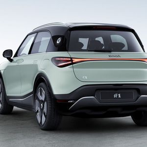 Die bisherige reine Mercedes-Tochter ist jetzt ein Joint Venture mit dem chinesischen Hersteller Geely.(Bild:  Smart)