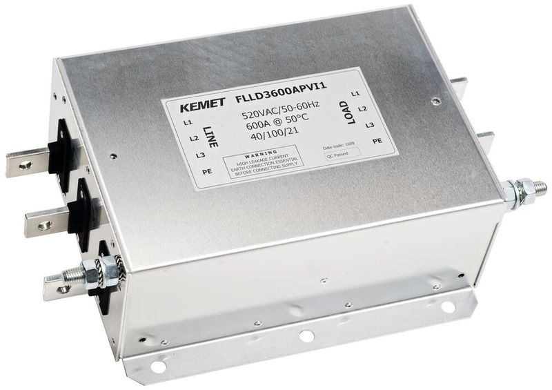 Bild 1: Hochstrom-/3-Phasen-EMI-Filter FLLD3600APVI1 von Kemet. 
