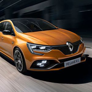 (Renault)