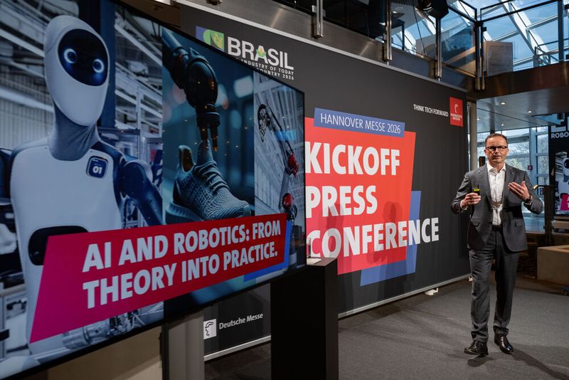 Dr. Jochen Köckler, Vorsitzender des Vorstandes der Deutsche Messe AG, bei der Auftakt-Pressekonferenz.(Bild:  Deutsche Messe AG)