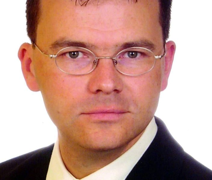 Dr.  André Haufe, Leiter Prozess-Simulation bei der Dynamore GmbH: „Speziell bei hochfesten Stählen interessiert, wie weit sich das umgeformte Material im Crash noch weiterbelasten lässt.“ Bild: Dynamore (Archiv: Vogel Business Media)