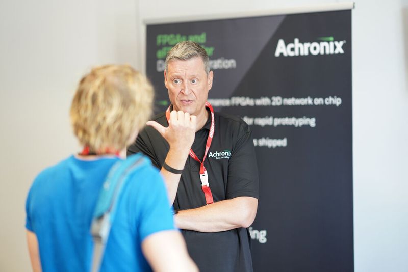 FPGA Conference Europe 2022: Über 70 Sprecher, 100 Vorträge und über 250 Teilnehmer – nach zwei Jahren mit Corona-bedingten Digitalkonferenzen fand die dreitägige FPGA Conference vom 5. bis 7. Juli 2022 endlich wieder als Präsenzveranstaltung statt. Besondere Highlights waren die spannende Keynote von Nick Ni von AMD/Xilinx, die interessante Couchtalk-Expertenrunde, der traditionelle BBQ-Grillabend sowie die vielen glücklichen Gewinner der Verlosungsaktionen.  (Bild: Nadine Stegemann)