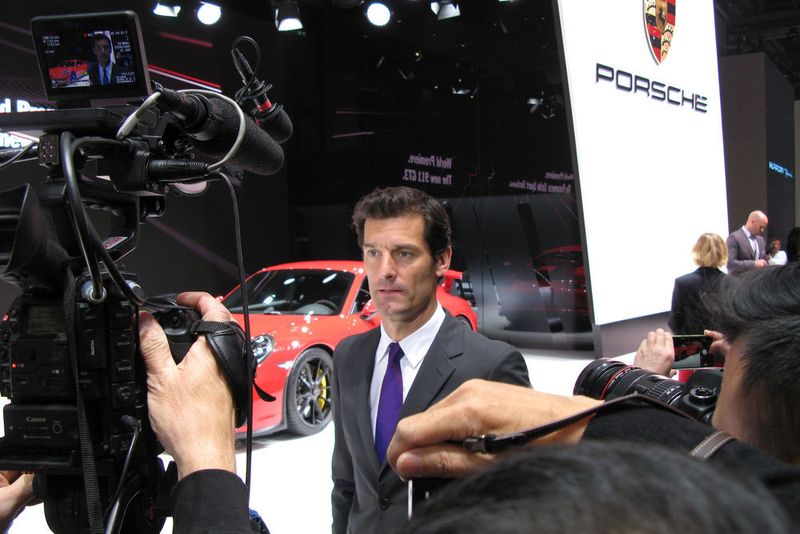 Ex-Formel-1-Pilot Mark Webber war in Genf ein gefragter Gesprächspartner. (Seyerlein/»kfz-betrieb«)