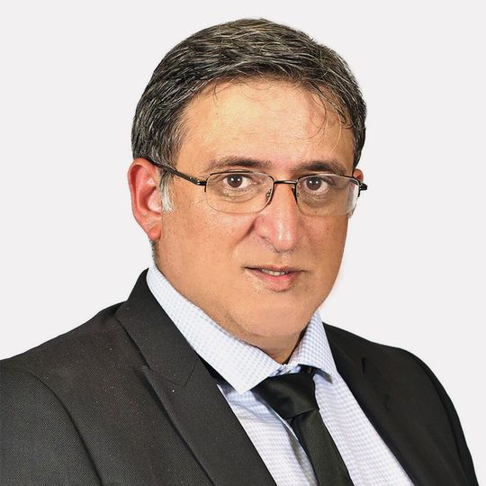 „Die Anzahl der in Fahrzeugen installierten Radarsensoren wird sich in den nächsten fünf Jahren etwa verdreifachen“, sagt Vivek Bhan, Senior Vice President und Co-General Manager der Automotive Solution Business Unit von Renesas.(Bild:  Renesas Electronics)