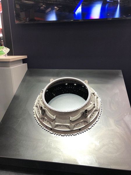 Auch bei Autodesk zu sehen war dieses 3D-gedruckte Turbinenzwischengehäuse für die Luftfahrt. (Bild: M. Zwettler - konstruktionspraxis)