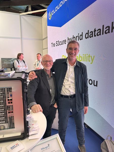 Johan van den Boogaart (r.,Cato Networks) und Sebastian Nölting haben schon so einigen Server zusammen gebaut. (Bild: Vogel IT-Medien)