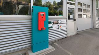 Kontaktlose Terminals für die Fahrzeugabgabe dürften bald vor immer mehr Autohäusern stehen. (Bild: Sharebox)