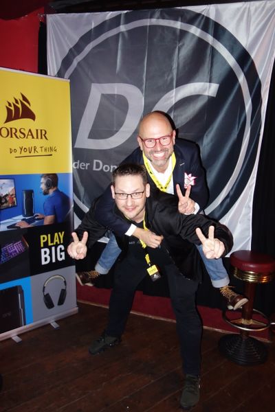 Wie Pat & Patachon! Frank Seifert, Corsair, und Maciej Wieczorek, ZOTAC, können sich immer aufeinander verlassen. (Bild: IT-BUSINESS)