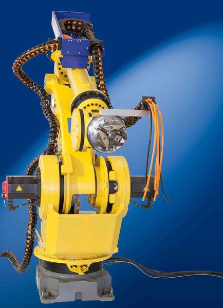 Die Handhabungsroboter von HMS Mechatronik sind mit Robotrax-Energieführungen und passendem Zubehör ausgestattet. (Bild: Tsubaki Kabelschlepp)