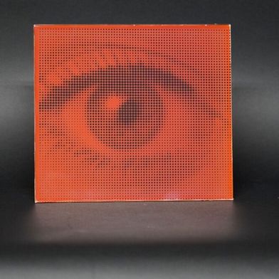 Auch eine individuelle Gestaltung von PV-Anlagen zum Beispiel Schriftzügen oder Mustern macht ShadeCut möglich. (Bild: Fraunhofer ISE / Marco Ernst)