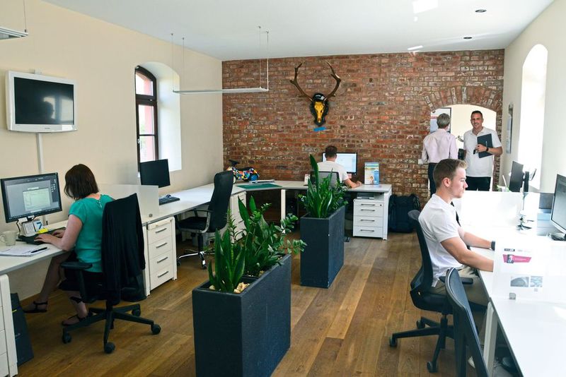 Die Telefonmarketin-Abteilung qualifiziert die eingehenden Leads vor und erhöht damit die Verkaufschance für den Verkäufer. (Bild: Achter)