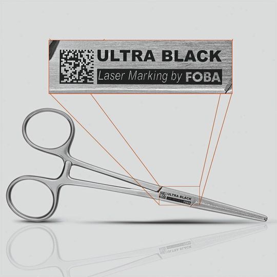 Schonend für den Werkstoff, aber dauerhaft gut lesbar: Ultrakurzpulslaser generieren Beschriftungen als «Black Marking».(Bild:  Foba)