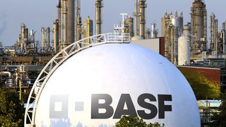 Der Unternehmensbereich Coatings von BASF entwickelt, produziert und vermarktet Fahrzeug-, Autoreparatur- und Industrielacke sowie Bautenanstrichmittel. (Bild: BASF)