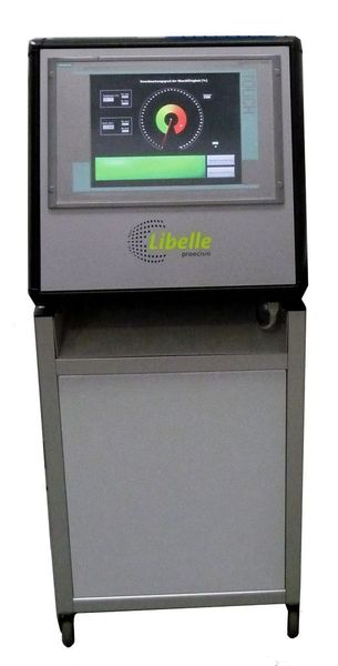 Bild 2: Automatisches Messsystem zur kontinuierlichen Badüberwachung. Eine Erweiterung der Kontrolle auf den kompletten Prozess ist möglich.  (Bild: BVL)