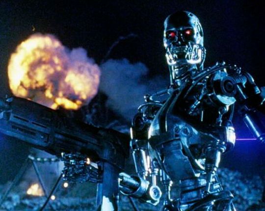 Die Künstliche Intelligenz schreitet voran. Einige Experten, allen voran der „ChatGPT“-Entwickler OpenAI, befürchten, dass wir uns mit der Zeit eine weit überlegene „Superintelligenz“ schaffen. Damit es irgendwann nicht so aussieht wie auf dem Bild, sucht man nach Kontrollmöglichkeiten.(Bild:  Endgame Inc.)