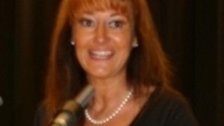 BFC-Schulleiterin Sylvia Gerl verabschiedete in Northeim ihre Absolventen. (Archiv: Vogel Business Media)