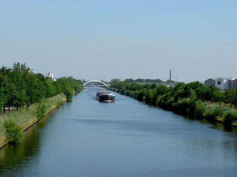 Der Twentekanaal nahe Enschede (MPI für marine Mikrobiologie)