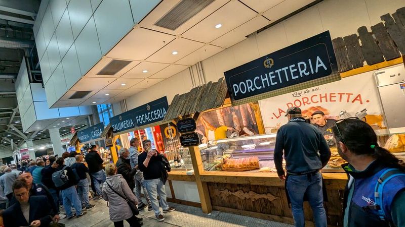 Wie gesagt: An kulinarischen Möglichkeiten und Aspekten mangelte es auf der Messe keineswegs, im Gegenteil. (Bild: Dominsky)