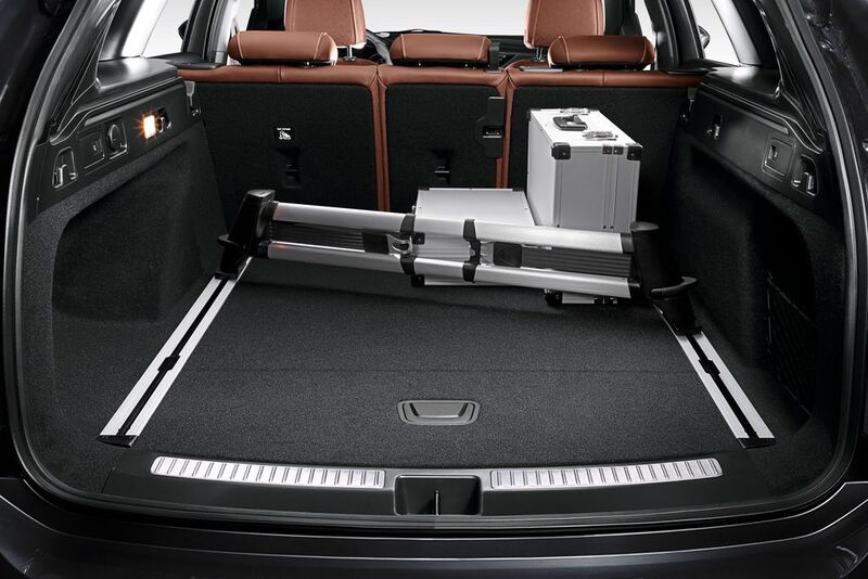 Der Kofferraum des Opel Insignia Country Tourer bietet viel Platz. 560 bis 1.665 Liter lassen sich in das Heck einladen.  (Opel)