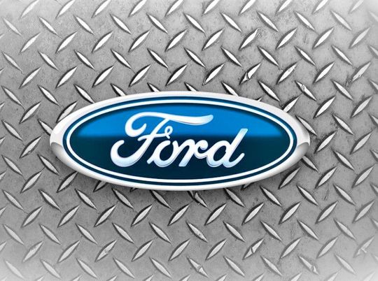Ford baut zwar keine 8.000 Stellen ab, wie noch im Juli gemunkelt wurde, doch erwischt es noch diese Woche mindestens 2.000 Angestellte und 1.000 Auftragsarbeiter in Indien und Nordamerika. Ford brauche Geld, um die E-Mobilität zu forcieren.(Bild:  Ford)