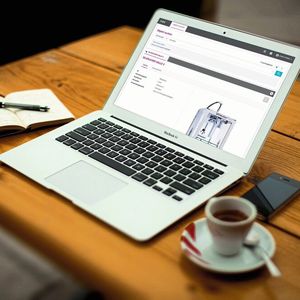 Ist in der Produktion alles in Ordnung? Aus dem Back-Office heraus erhält der Mitarbeiter die entsprechenden Informationen und kann bei Bedarf handeln.