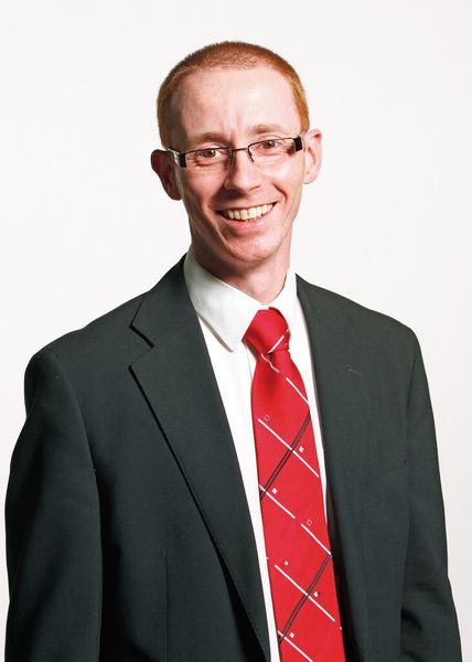 „Wir betrachten immer den Herstellungsprozess des Kunden als Ganzes, bei dem nicht nur eine Maschine allein die Bedürfnisse stillt, sondern auch Peripherie-Equipment berücksichtigt werden muss“, sagt Matt Wood, Senior Product Manager Laser Technologies bei Amada Europe HQ. (Bild: Amada)