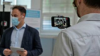 ki-produktion (Quelle: © Foto: Valentina Klepikova, Fraunhofer IAO)