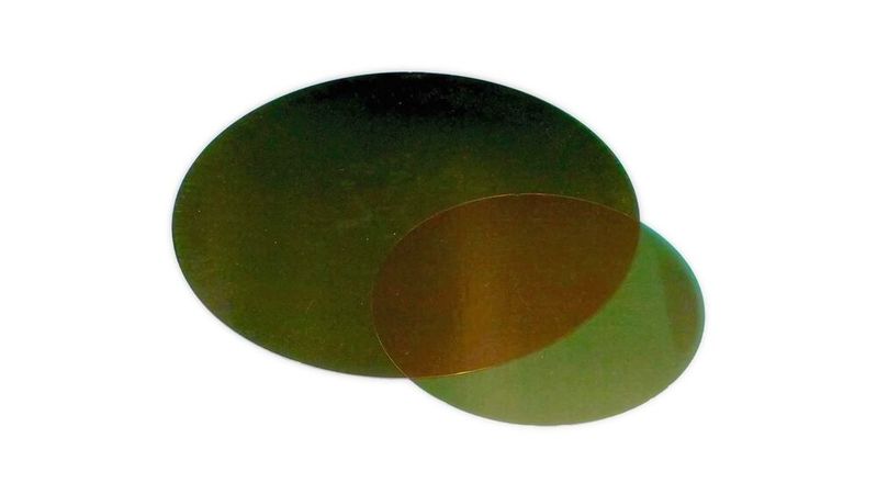Hoch wärmeleitfähige SiC-Substrate im 300-mm-Format sollen die Wärmeabfuhr aus leistungsstarken KI-Prozessoren verbessern und sich in bestehende Halbleiter-Fertigungsplattformen integrieren lassen.(Bild:  Coherent Corp.)