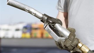 DKV Euro Service und Shell haben einen Akzeptanzvertrag über rund 2200 Tankstellen in zwölf Ländern abgeschlossen. (Bild: DKV Euro Service)