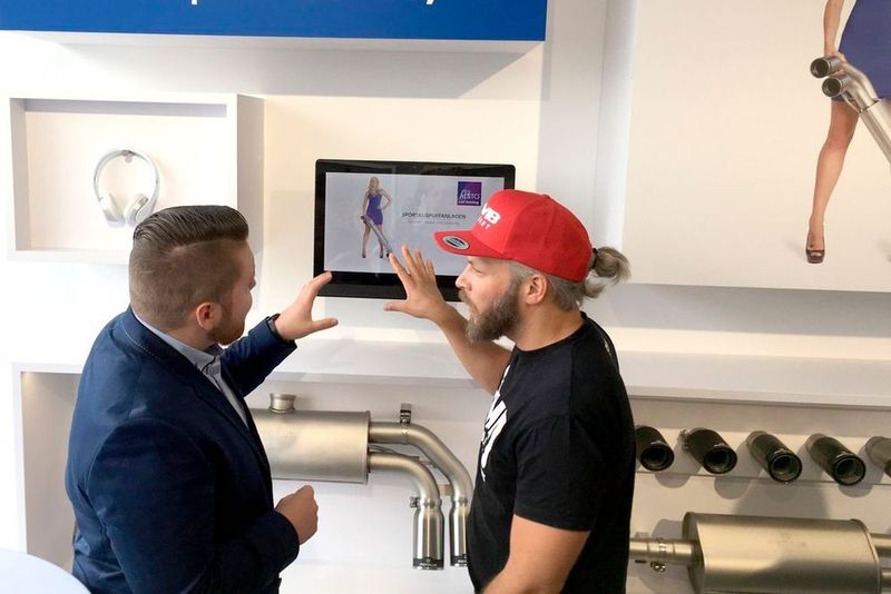 Der Kunde kann sein Fahrzeug bereits im Vorfeld in der Alsto-App konfigurieren. (Alsto)