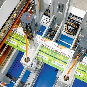 Servomotoren der Serie AM8000 von Beckhoff mit One Cable Technology (OCT) steigern die Leistung und reduzieren den Verkabelungsaufwand in der Antriebstechnik.(Bild:  Beckhoff)