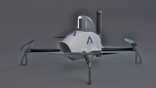 Die „Arrow 401“ von Arrowtec soll beim Logistikdienstleister Mosolf an dessen Standort Illingen nordwestlich von Stuttgart die zuverlässige Personendetektion bei Nacht flächendeckend gewährleisten.(Bild:  Mosolf)